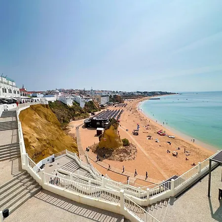 Charming Algarvianoceanfront Townhouse By Becherish Vakantiehuis