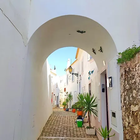 Charming Algarvianoceanfront Townhouse By Becherish Vakantiehuis *