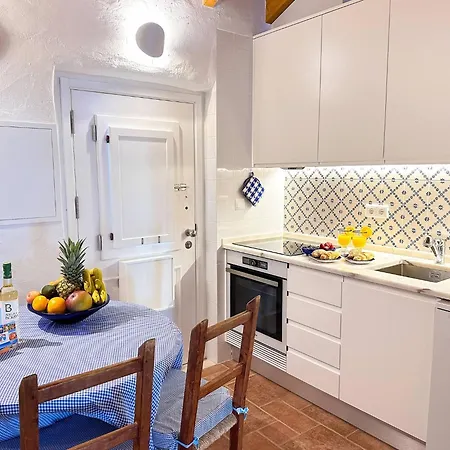 Charming Algarvianoceanfront Townhouse By Becherish Holiday home *