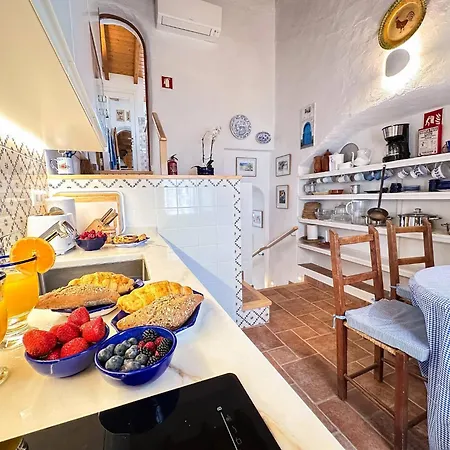 Holiday home Charming Algarvianoceanfront Townhouse By Becherish *