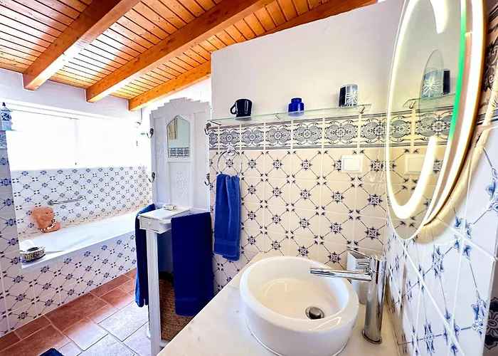 別荘 Charming Algarvianoceanfront Townhouse By Becherish