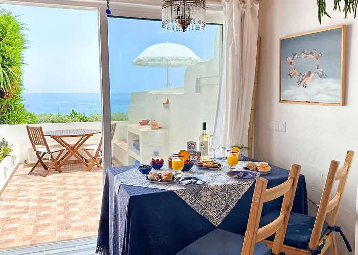 Charming Algarvianoceanfront Townhouse By Becherish Holiday home *