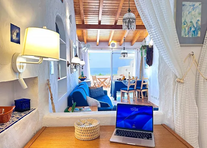 Charming Algarvianoceanfront Townhouse By Becherish *