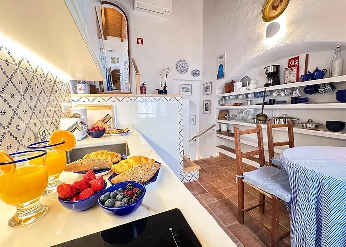 別荘 Charming Algarvianoceanfront Townhouse By Becherish *