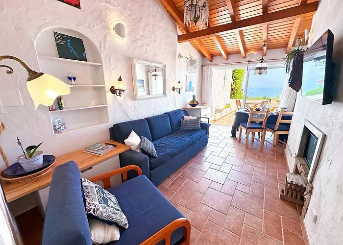 Charming Algarvianoceanfront Townhouse By Becherish * Albufeira